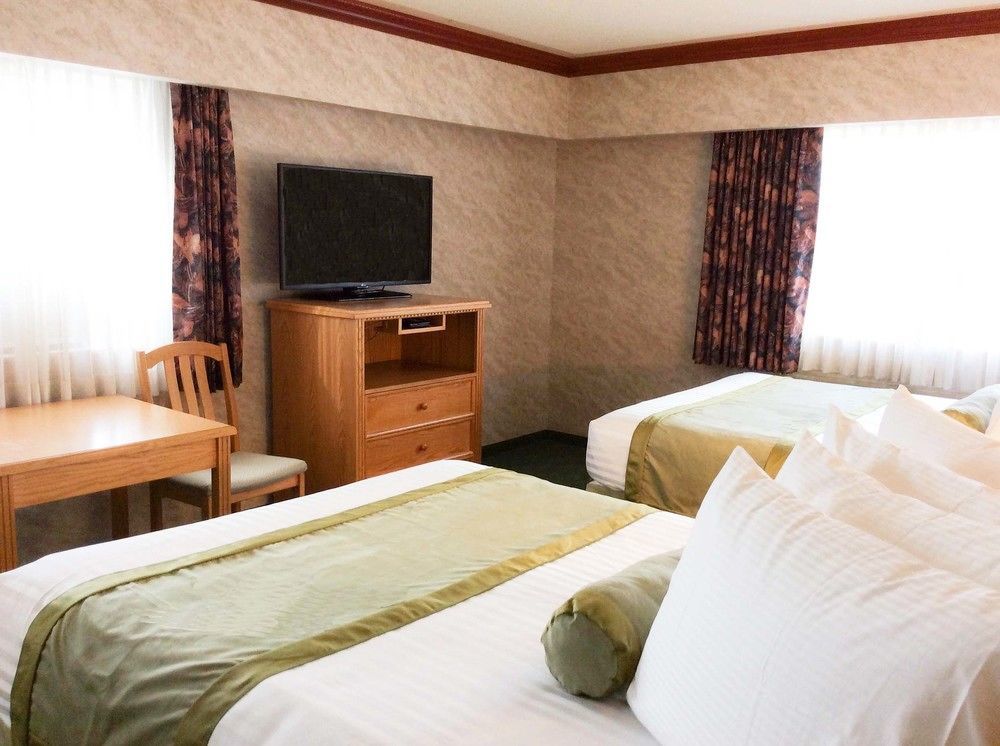 Robsonstrasse Hotel & Suites バンクーバー エクステリア 写真